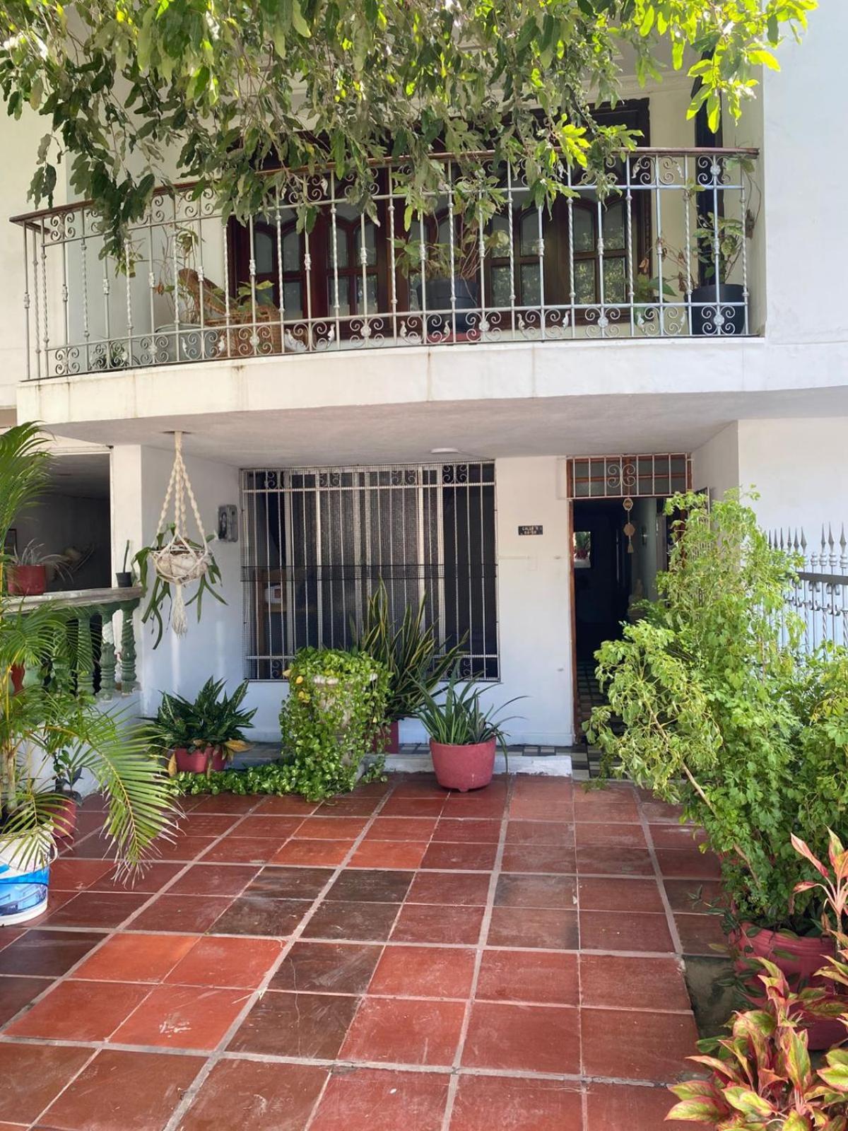 Familiar * Cartagena