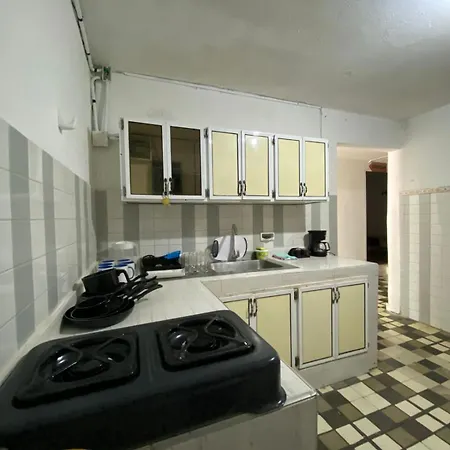 Familiar Guest house *