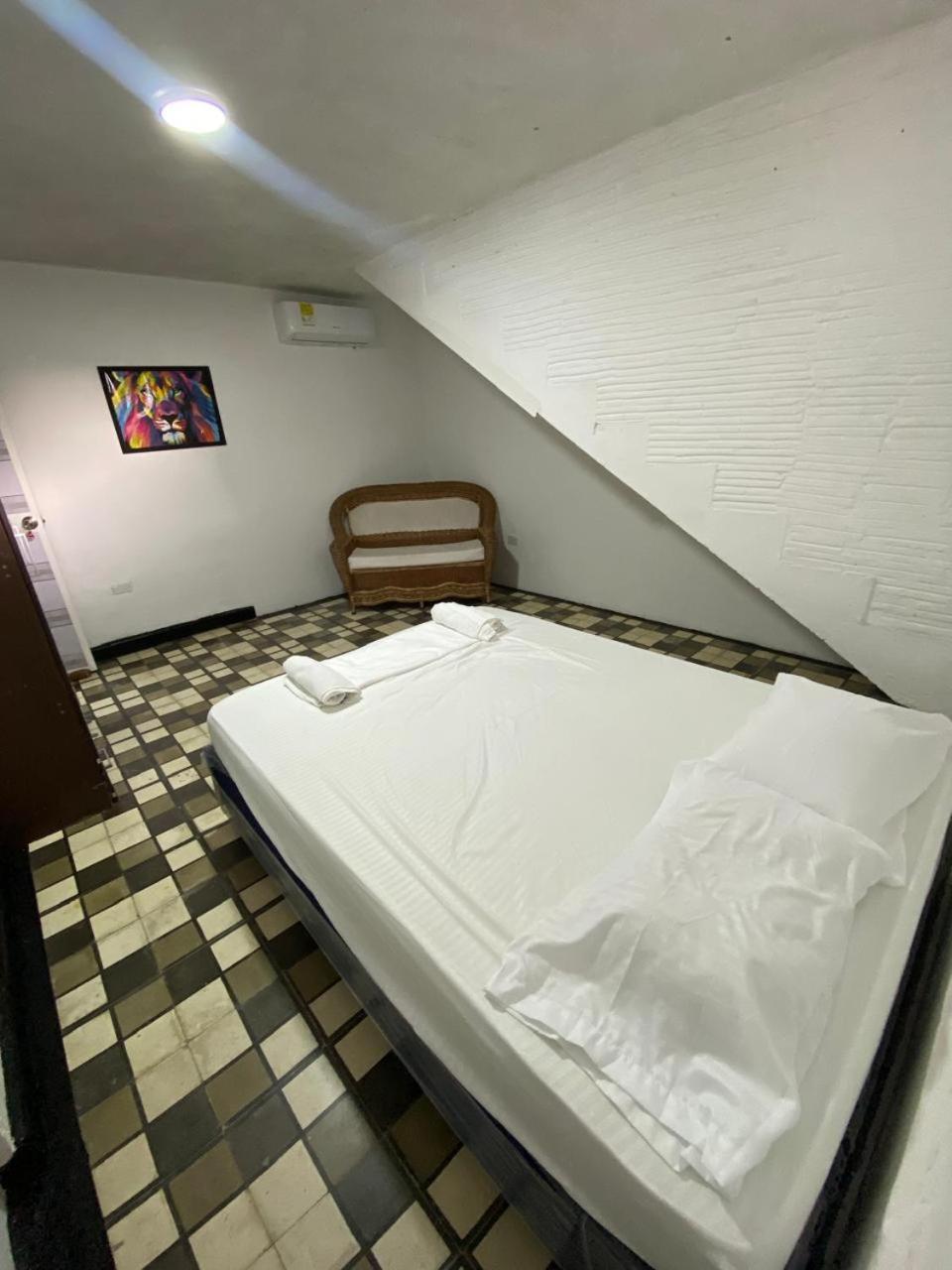 Familiar Guest house